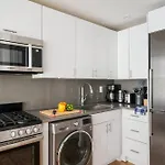 75-2D New 1Br Prime Ues W&D Balcony Elevator