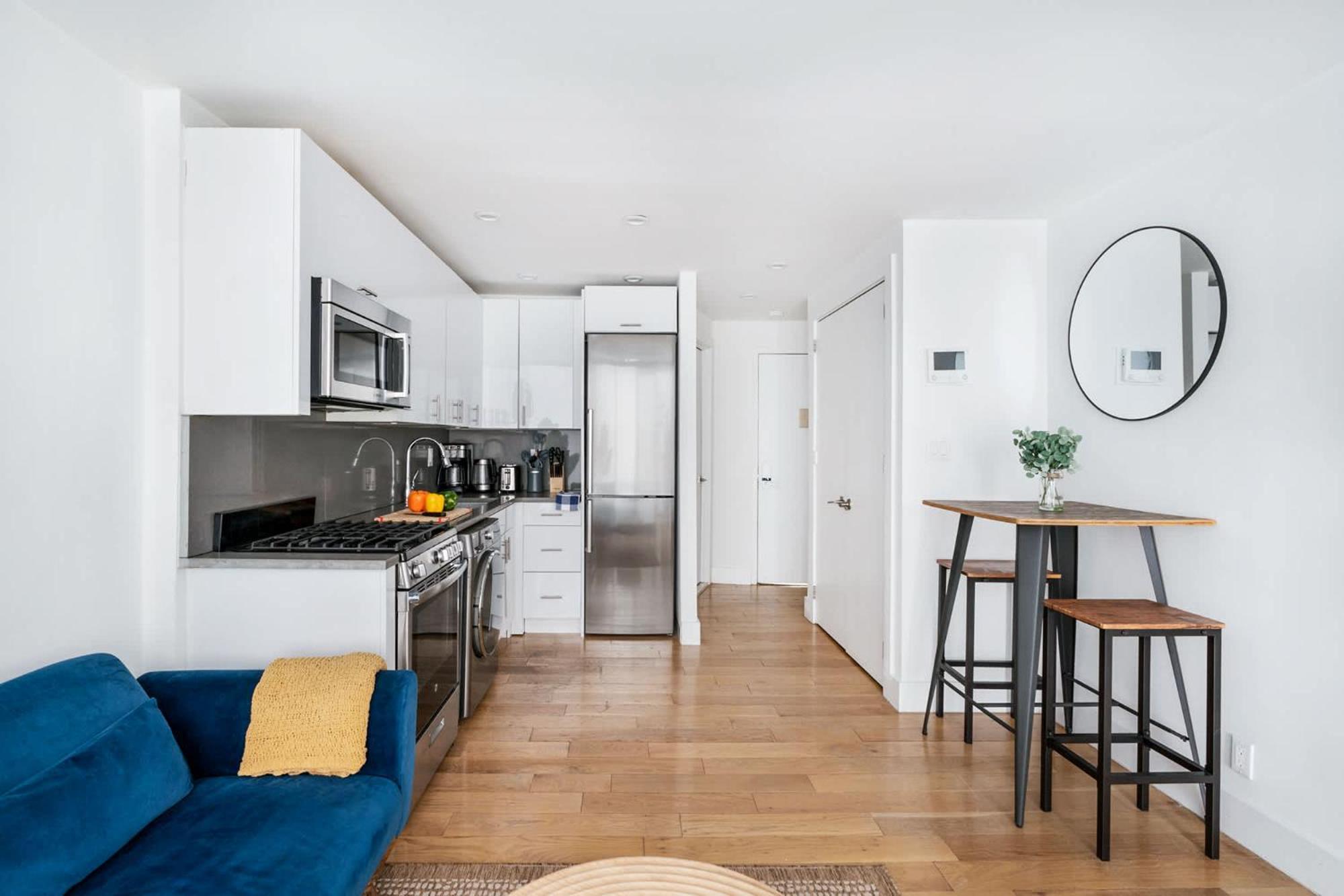 Apartment 75-2d New 1br Prime Ues W&d Balcony Elevator *