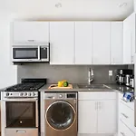 75-2D New 1Br Prime Ues W&D Balcony Elevator